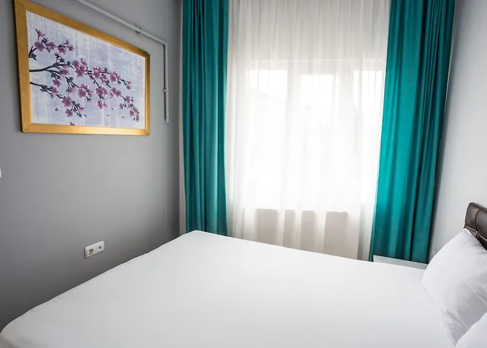Aparthotel House