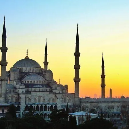 House Apartahotel Estambul