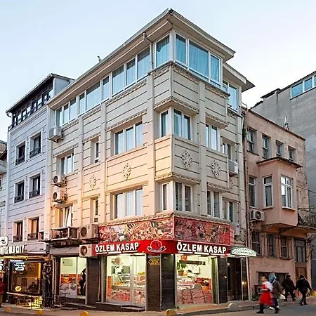 House Aparthotel
