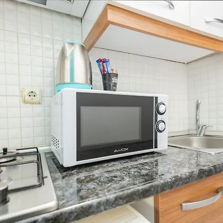 Aparthotel House 2*