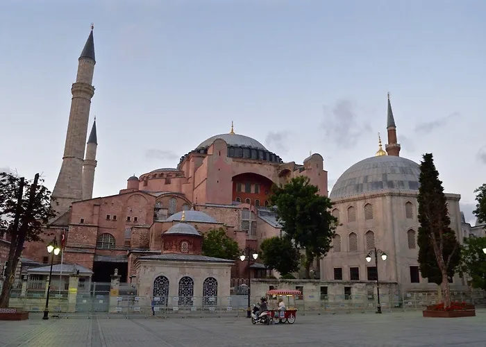 Апарт-отель House