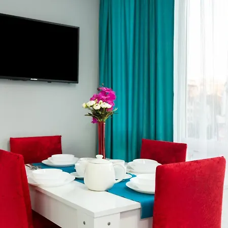Hotel apartamentowy House 2*